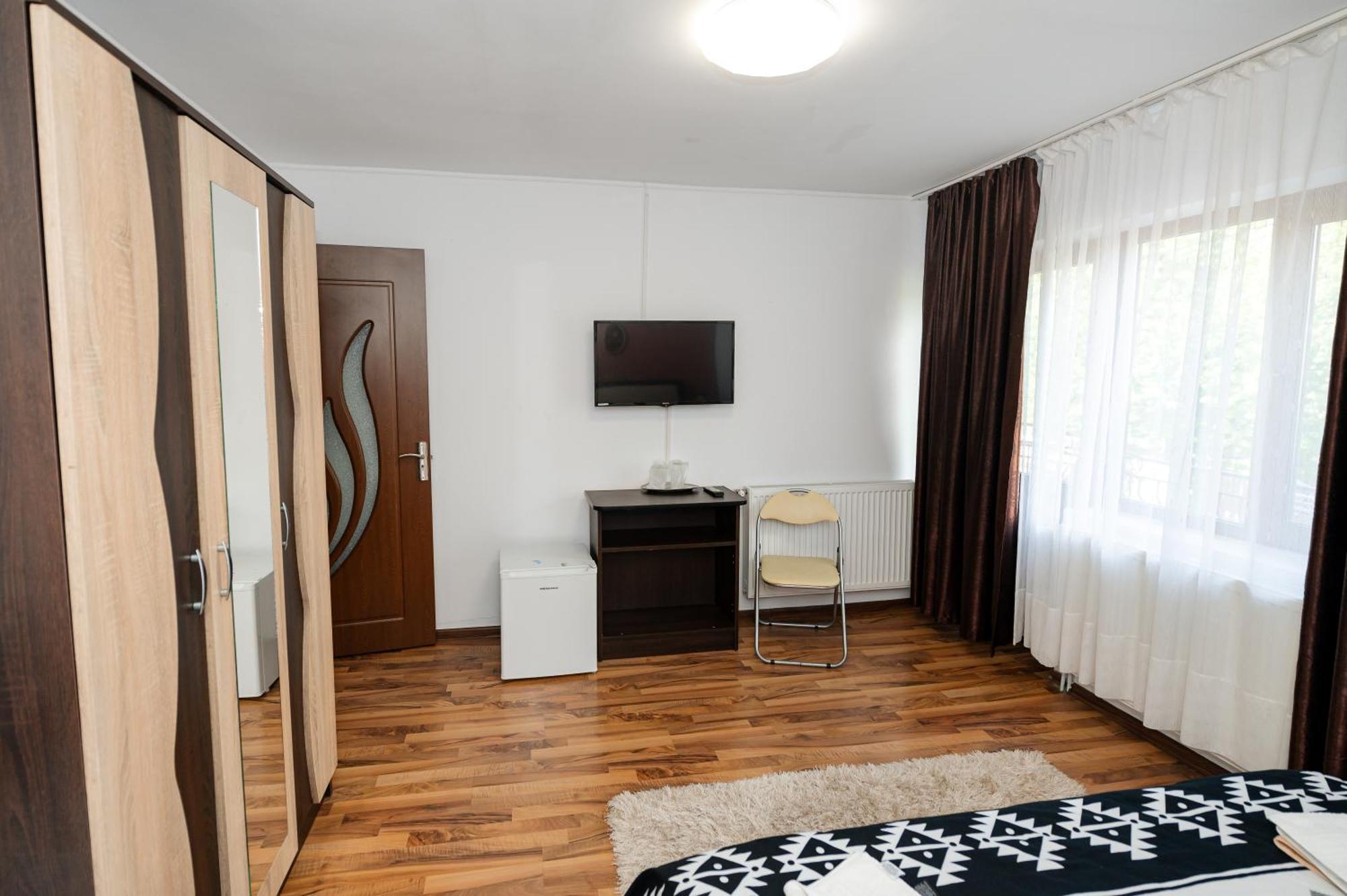 Casa Alex Calimanesti Hotel Kültér fotó